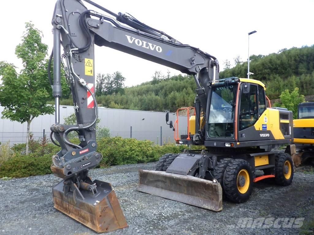 Volvo EW 220 E Pelle sur pneus
