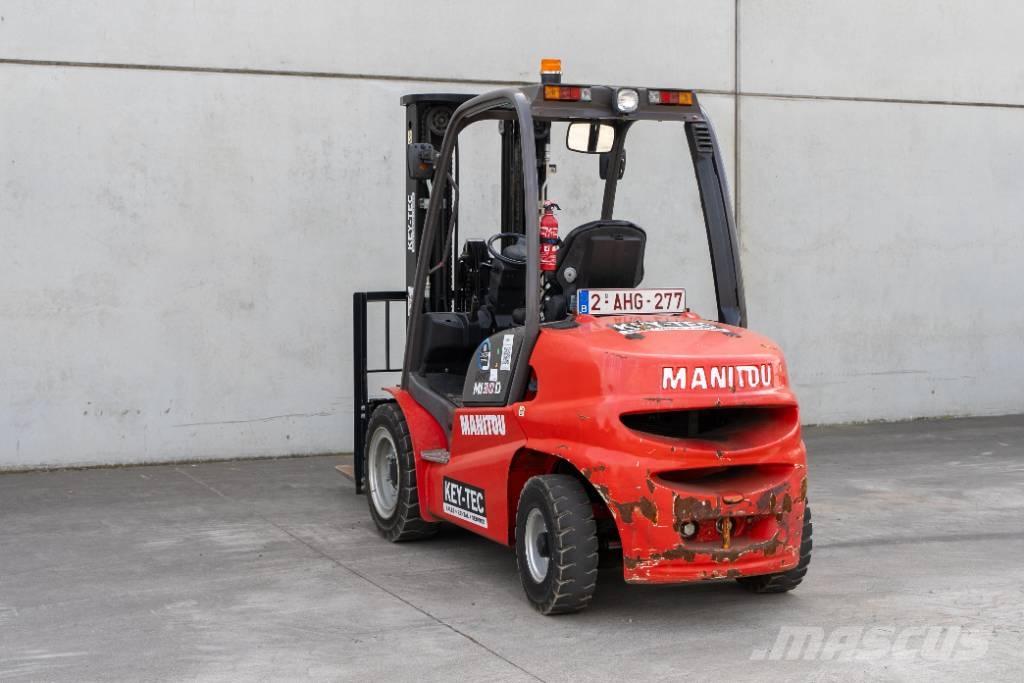 Manitou MI 30 D Chariots diesel