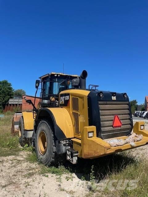 CAT 972 M Chargeuse sur pneus