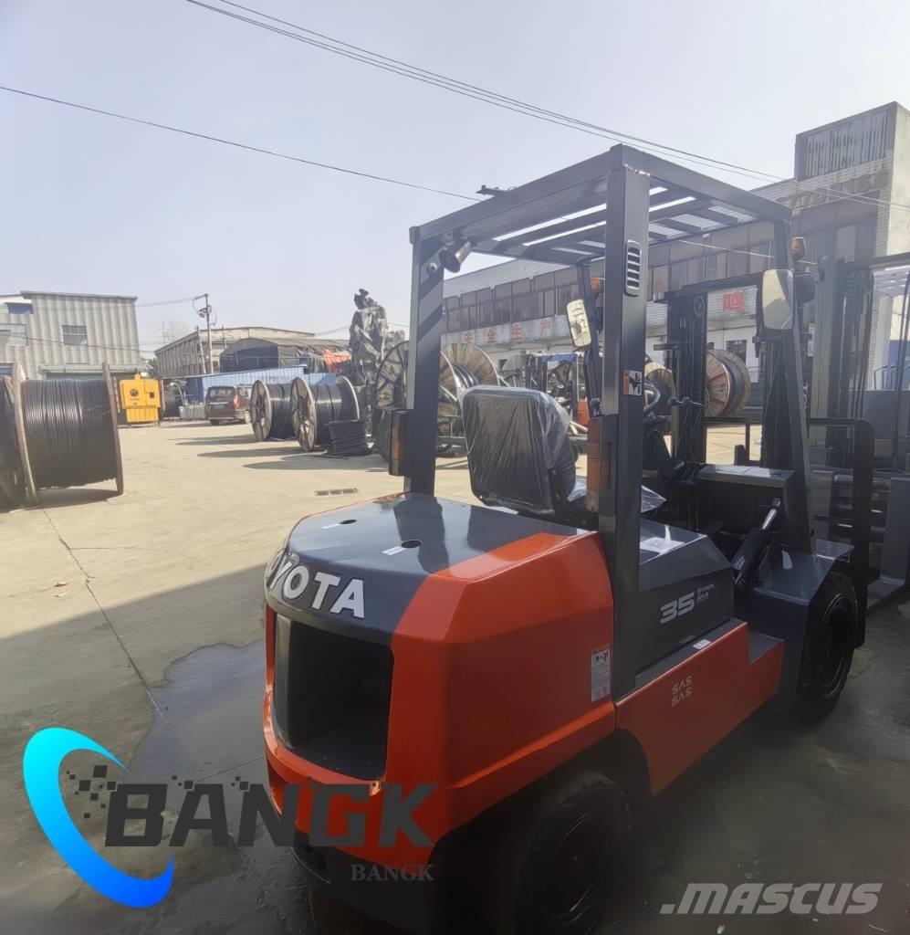 Toyota 35 Chariots diesel