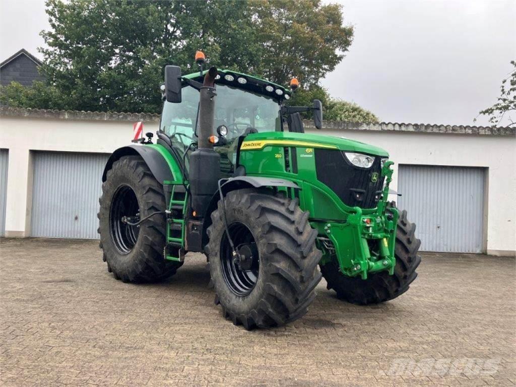 John Deere 6R 250 Tracteur