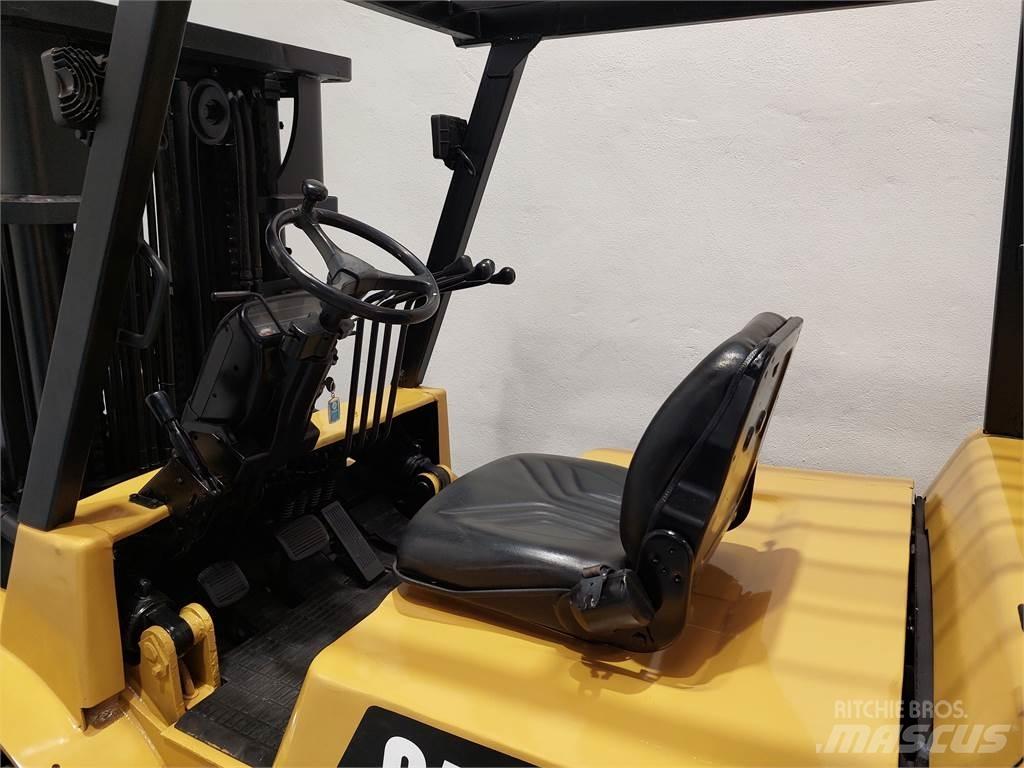 CAT DP50K MC Chariots diesel