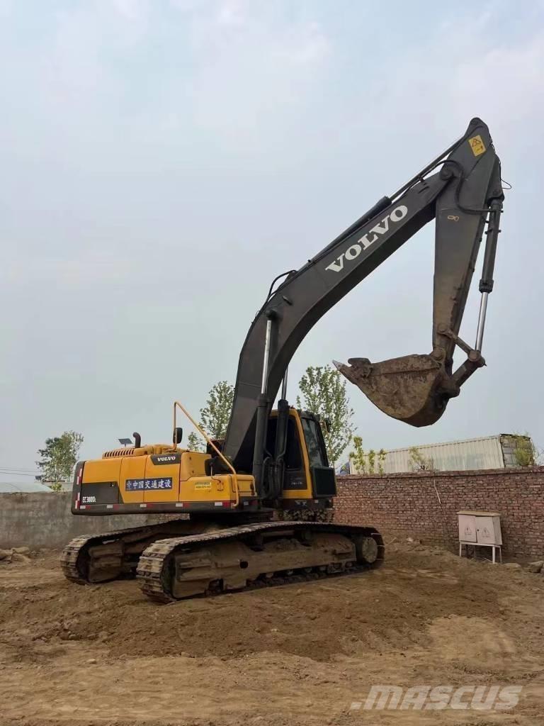 Volvo EC 290 B LC Pelle sur chenilles