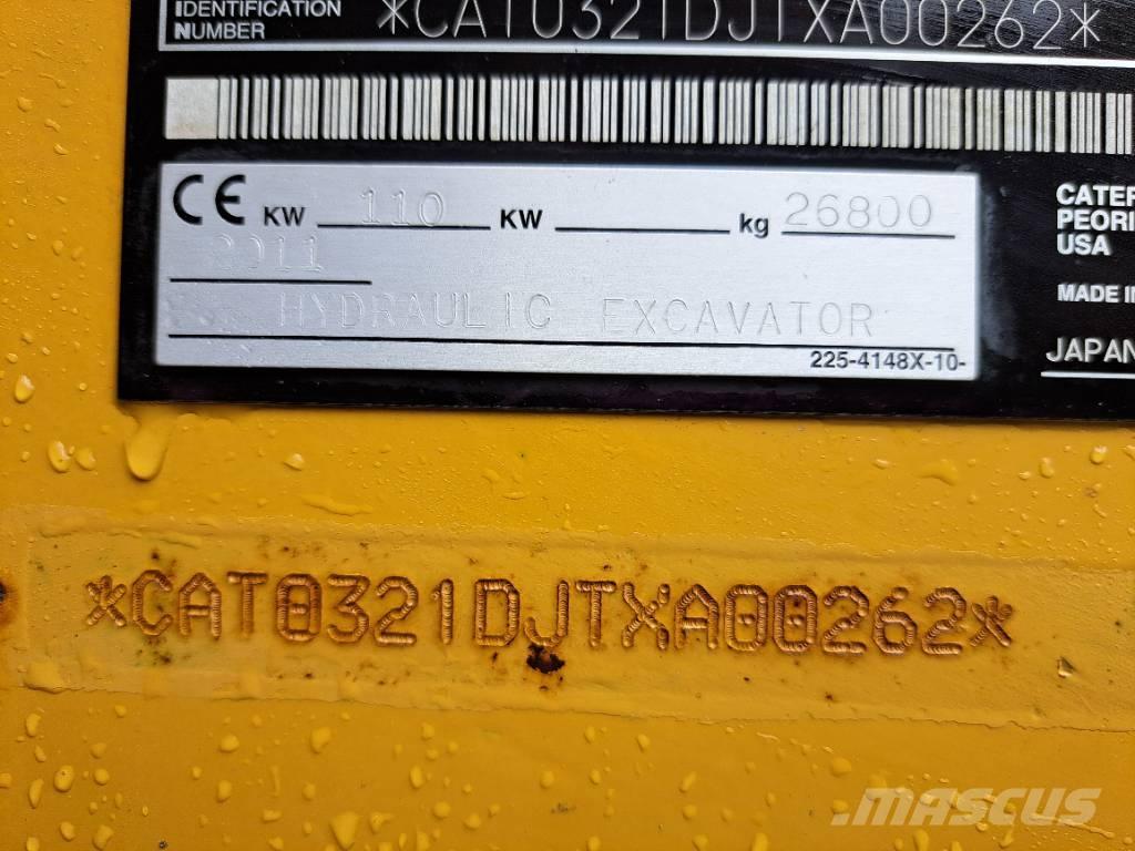 CAT 321 D Pelle sur chenilles