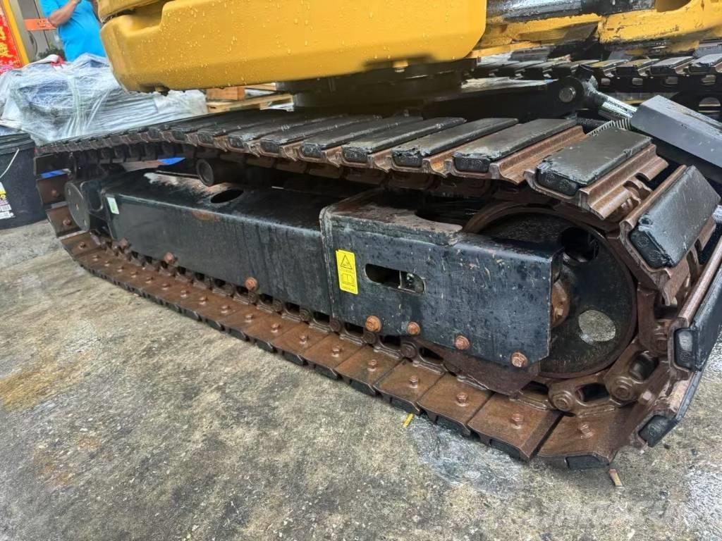 CAT 304 CR Mini pelle < 7t
