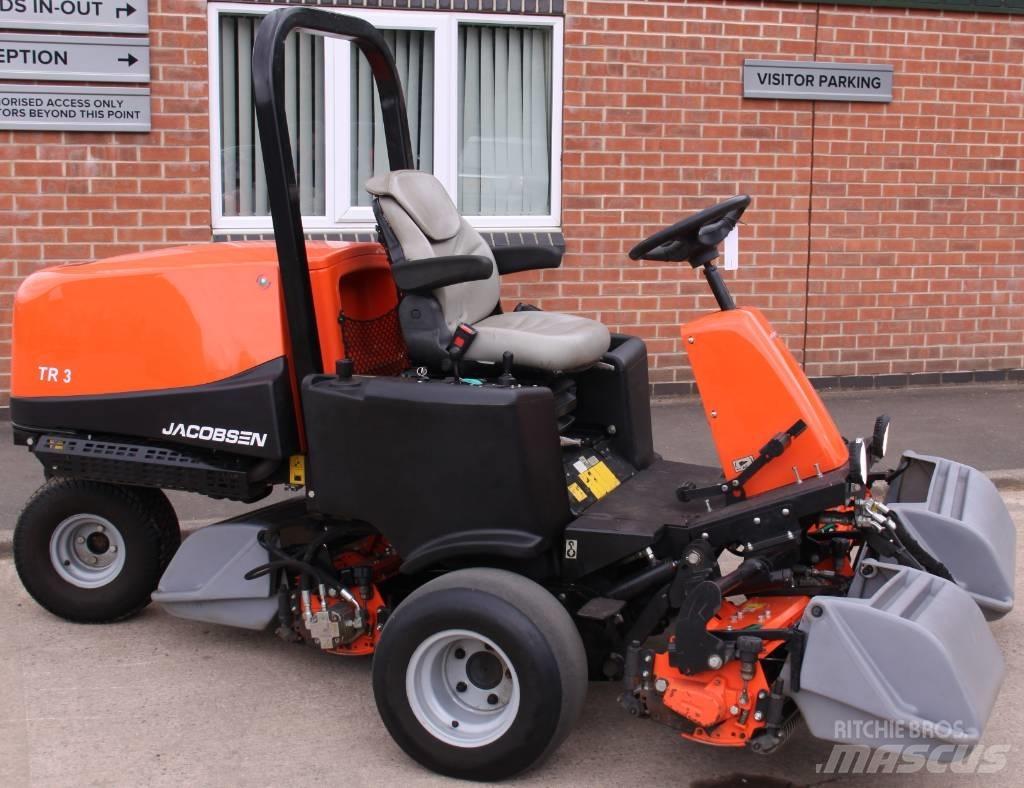 Jacobsen TR3 Tondeuses de roughs et semi-roughs