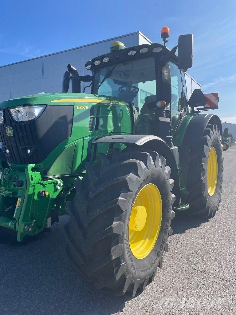John Deere 6250 R Tracteur
