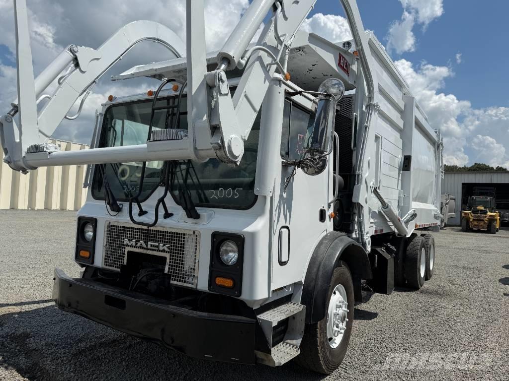 Mack MR600 Camion poubelle