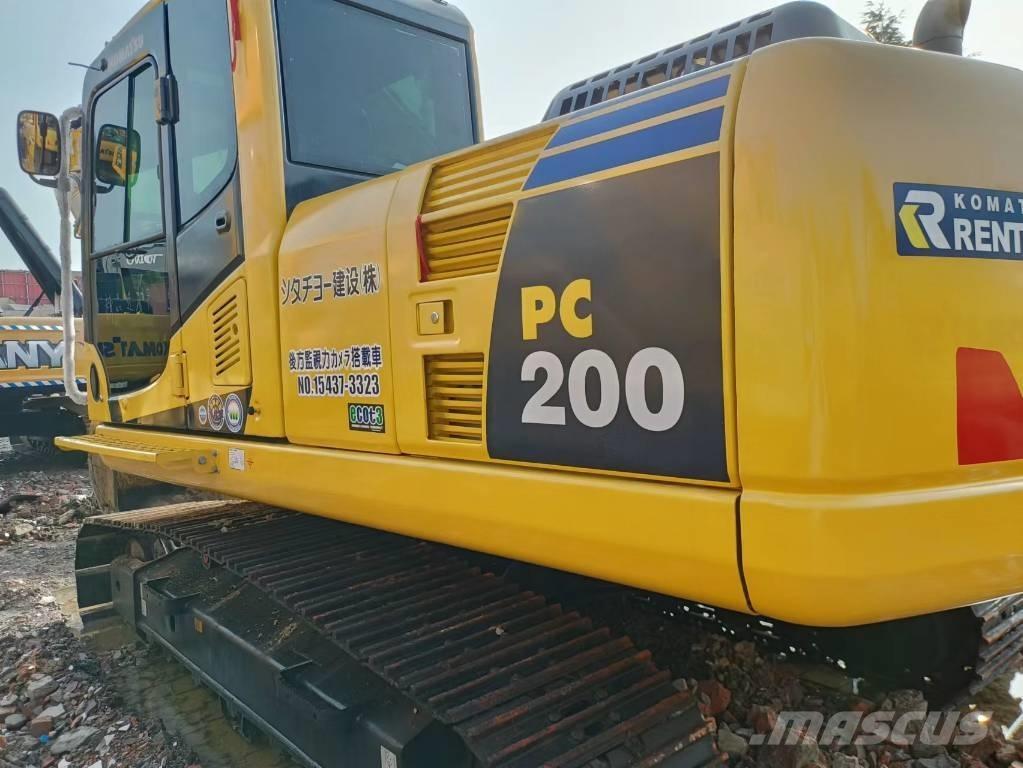 Komatsu PC 200-8 Pelle sur chenilles