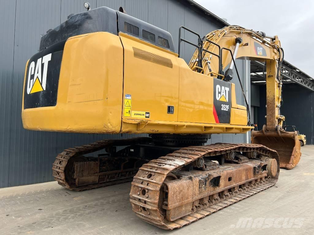 CAT 352F Pelle sur chenilles