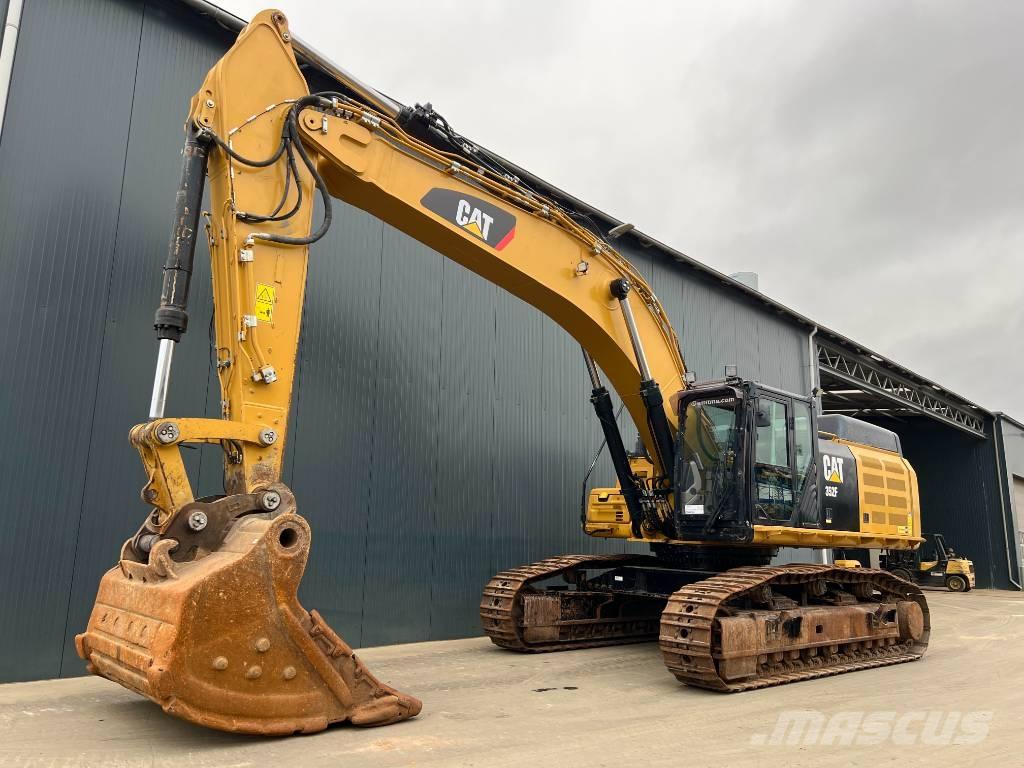 CAT 352F Pelle sur chenilles