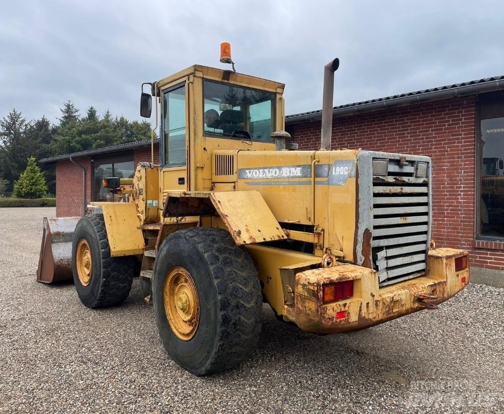 Volvo L90C Chargeuse sur pneus