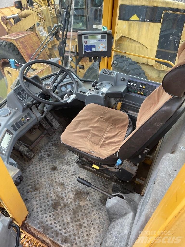 Volvo L90C Chargeuse sur pneus
