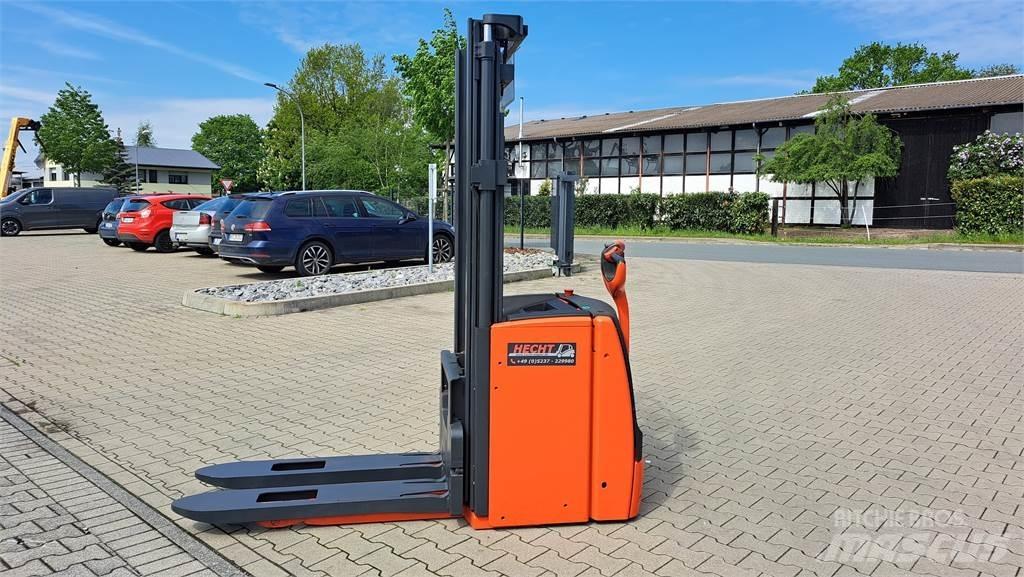 Linde L20 Gerbeur accompagnant