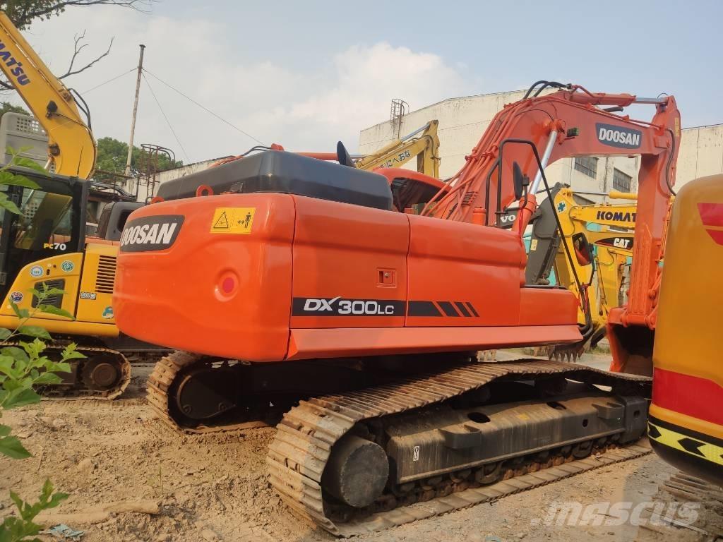 Doosan dx300 Pelle sur chenilles