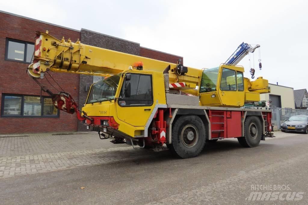 Faun ATF 30-2 L Grues tout terrain
