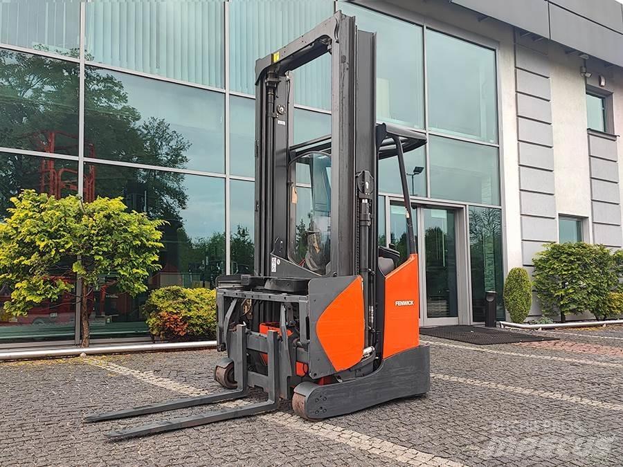 Linde R14X-03 Chariot à mât rétractable