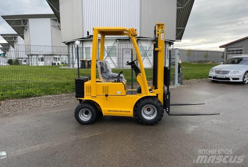  Geländestapler CD10 Chariots diesel