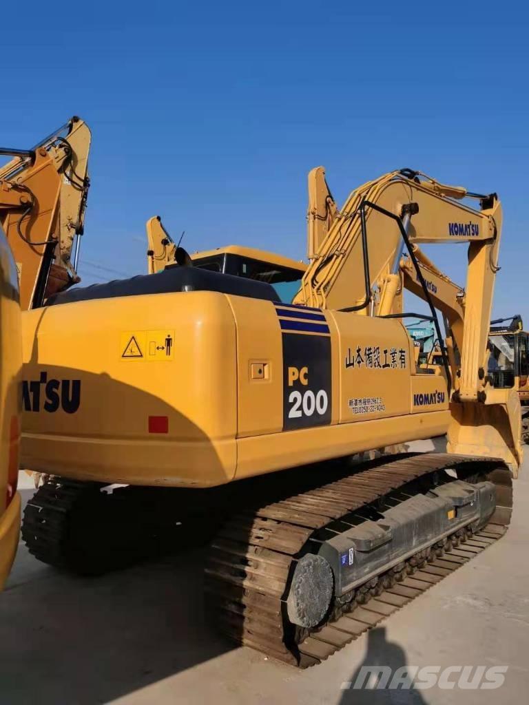 Komatsu PC 200-7 Pelle sur chenilles