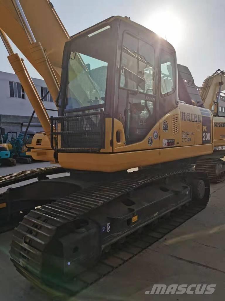 Komatsu PC 200-7 Pelle sur chenilles