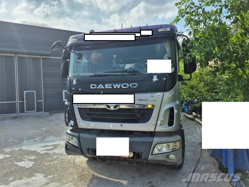 KCP KCP42ZX5170 Pompe à béton