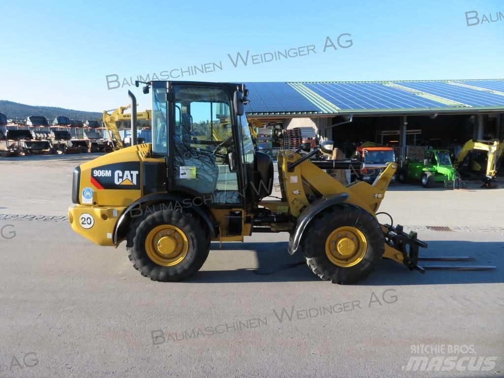 CAT 906M Chargeuse sur pneus