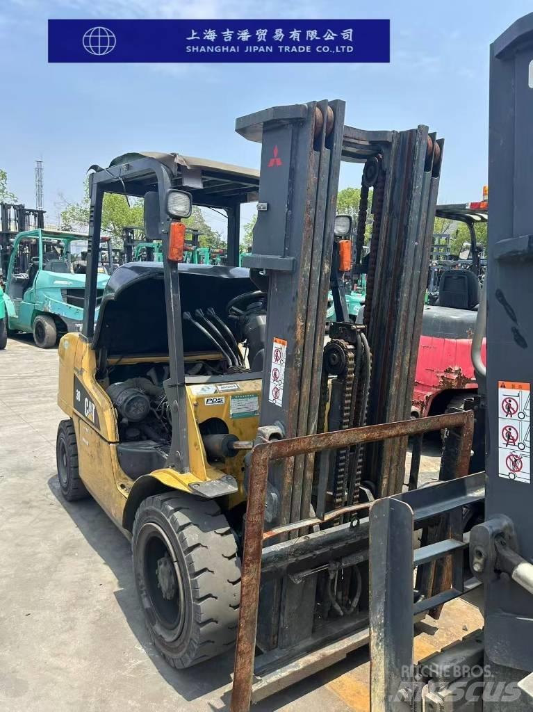 CAT 30 Chariots diesel