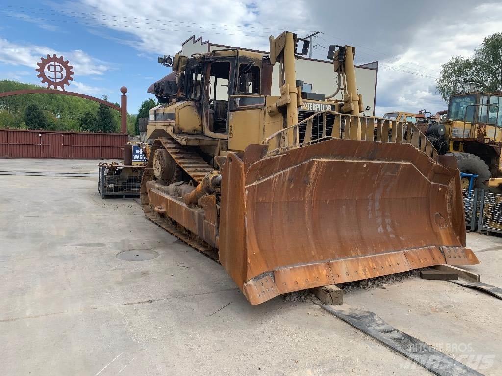 CAT D 8 R II Bouteurs sur chenilles