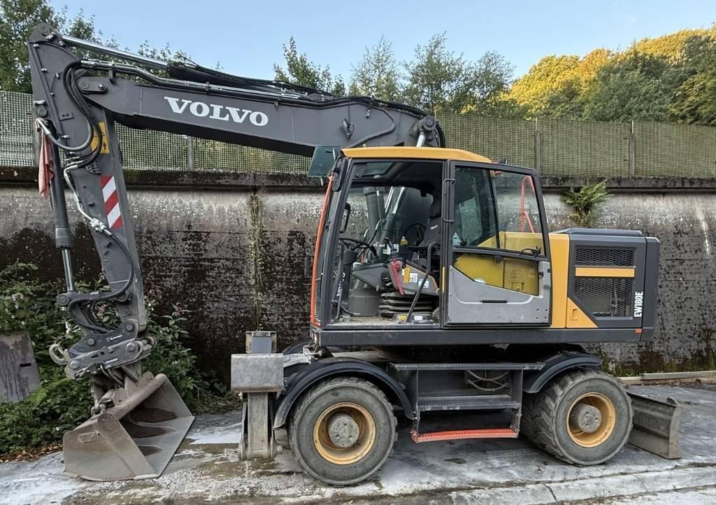 Volvo EW 180 E Pelle sur pneus