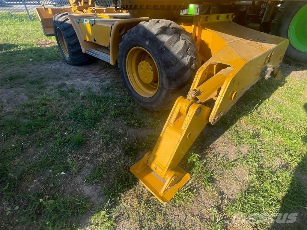 Hydrema M1620 C Pelle sur pneus
