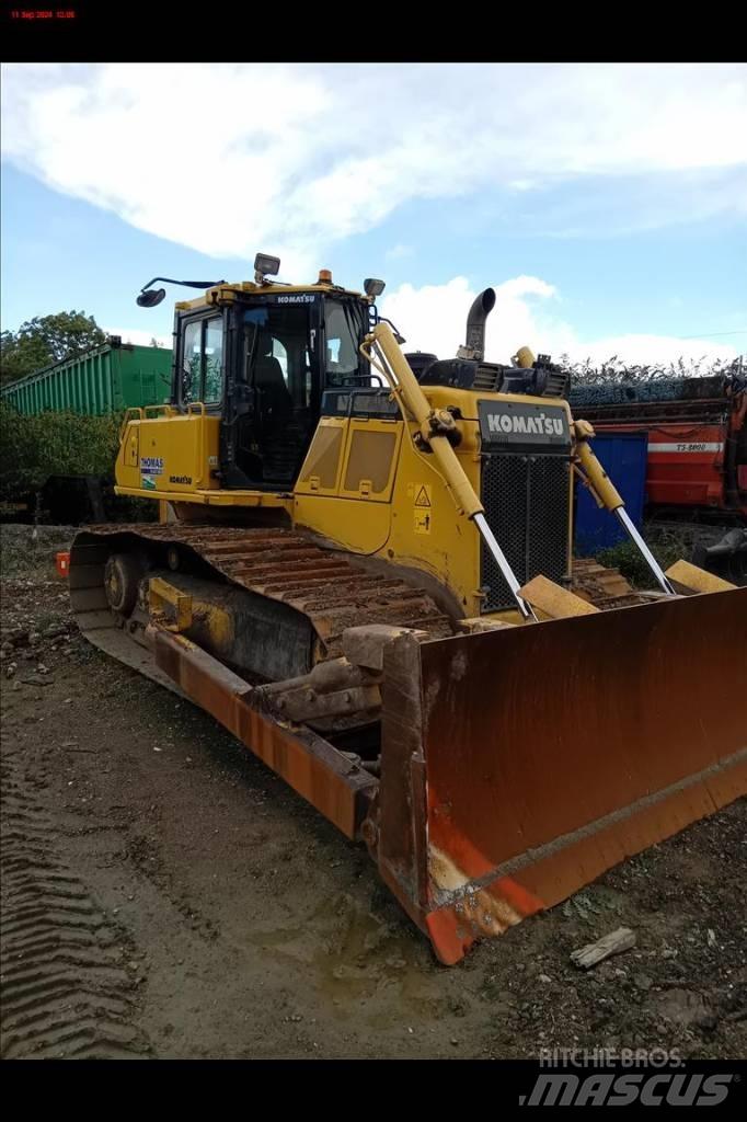 Komatsu D 65 PX-18 Bouteurs sur chenilles