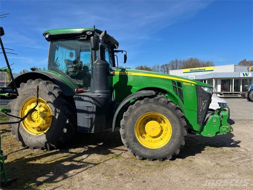 John Deere 8320 R Tracteur
