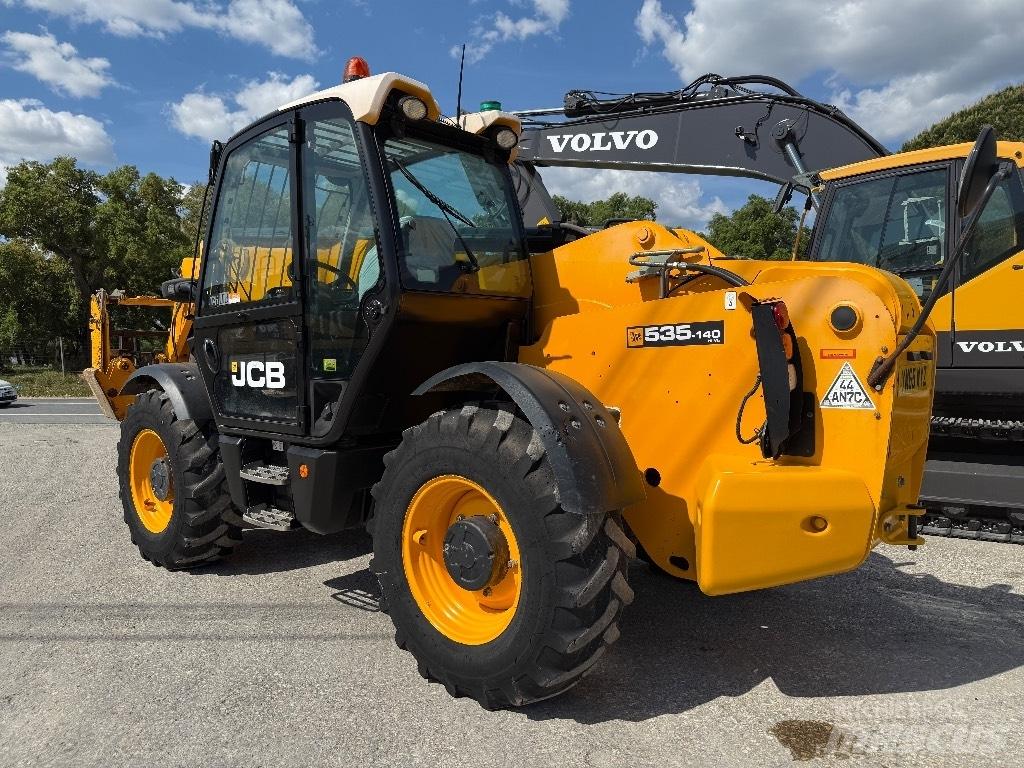 JCB 540-140 Chariot télescopique