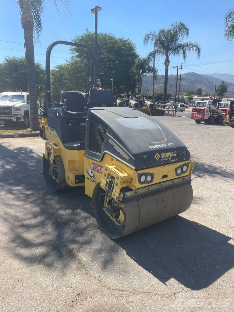 Bomag BW120SL-5 Rouleaux monocylindre