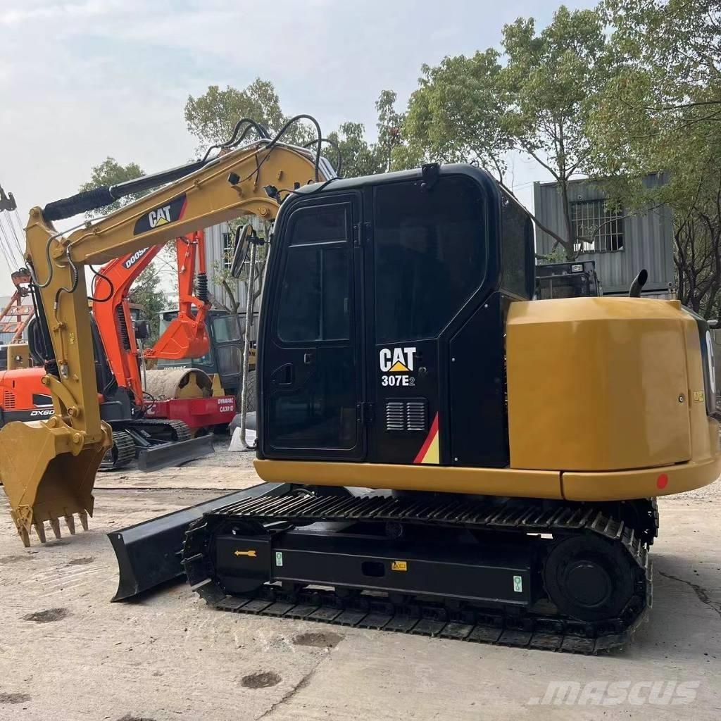 CAT 307E2 Pelle sur chenilles