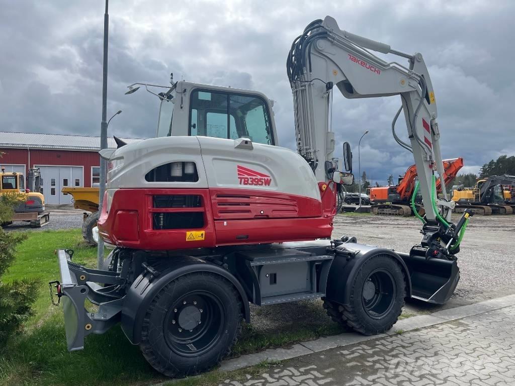 Takeuchi TB 395 W Pelle sur pneus