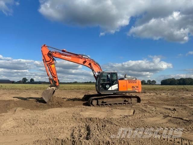 Hitachi ZX 210 LC-5B Pelle sur chenilles