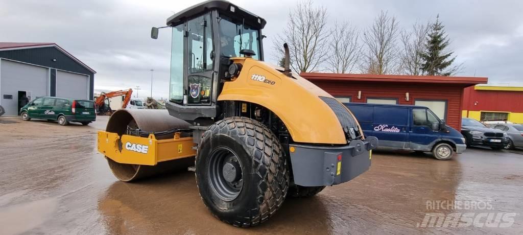 CASE 1110 EX-D Rouleaux monocylindre