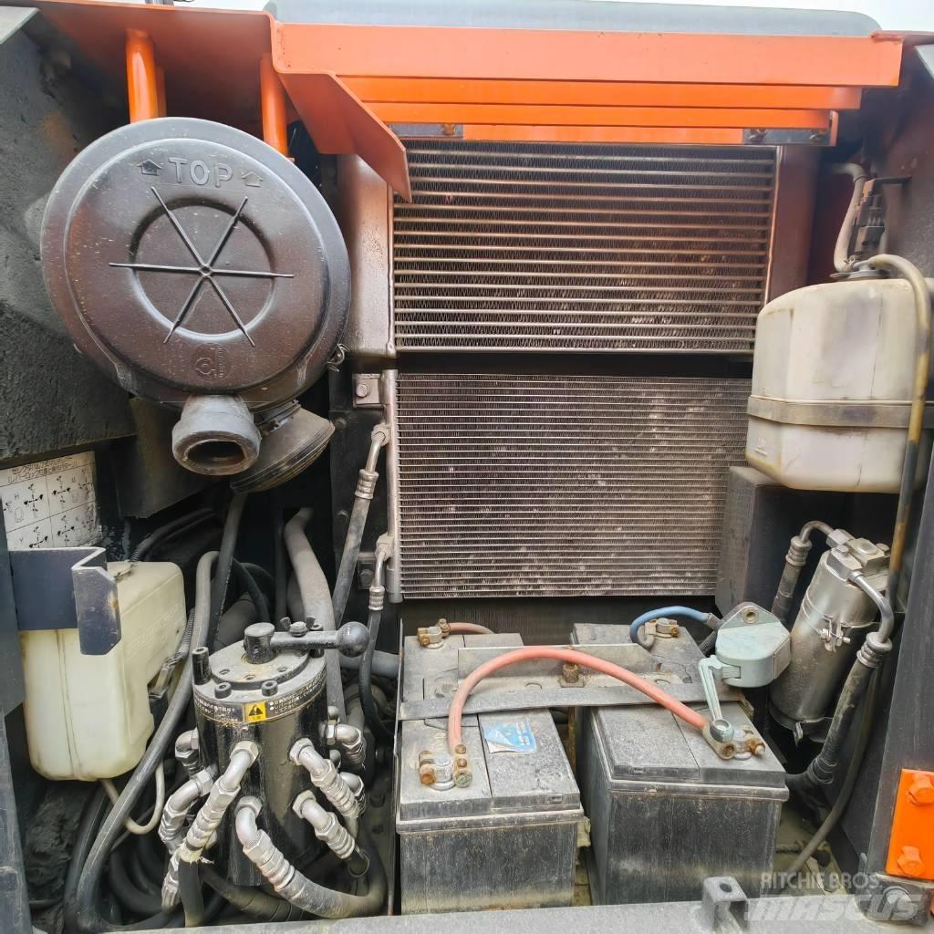 Hitachi ZX 120 Pelle sur chenilles