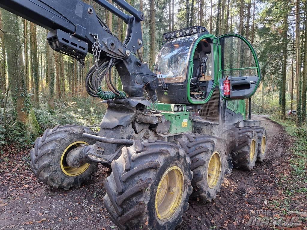 John Deere 1270 E Abatteuse