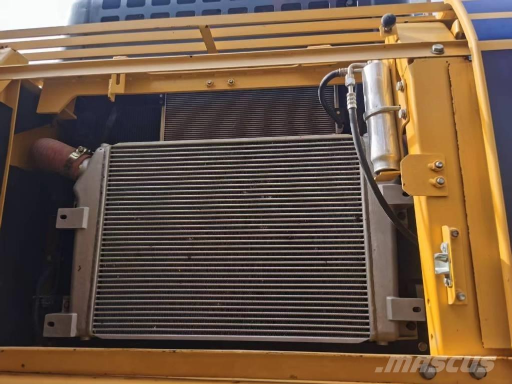 Komatsu PC 350-8 Pelle sur chenilles