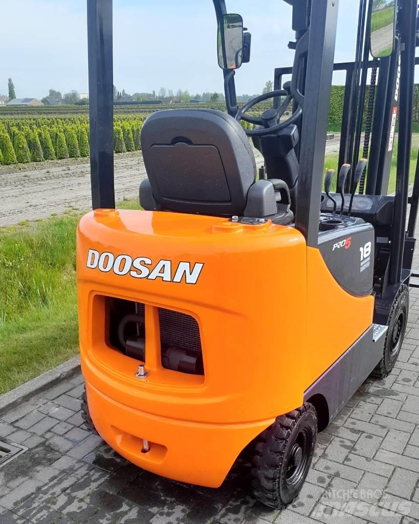 Doosan D18S PRO5 Chariots diesel