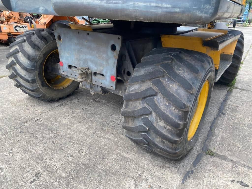 Volvo EW 140 C Pelle sur pneus