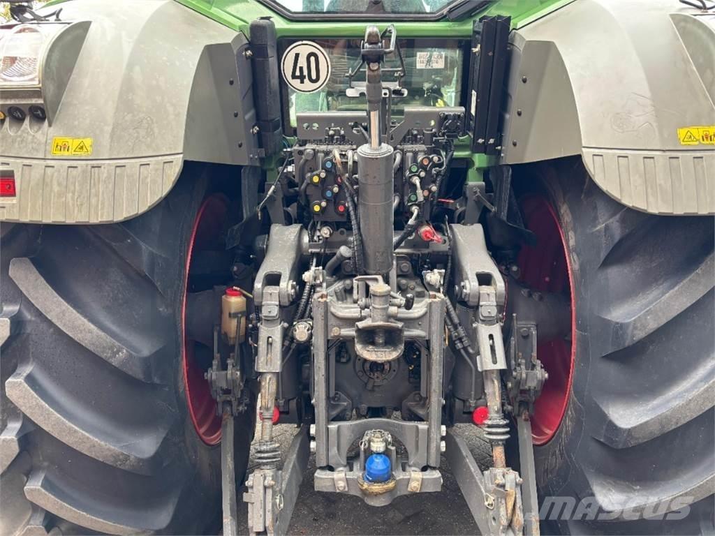 Fendt 828 Vario Tracteur