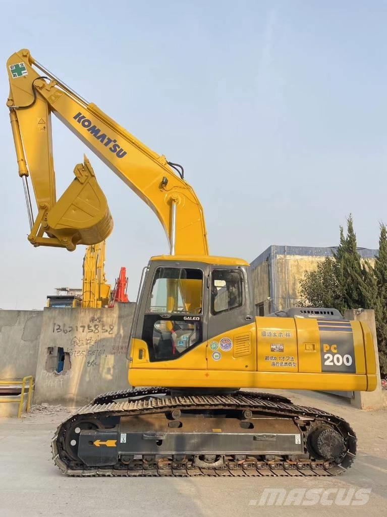 Komatsu PC 200-7 Pelle sur chenilles