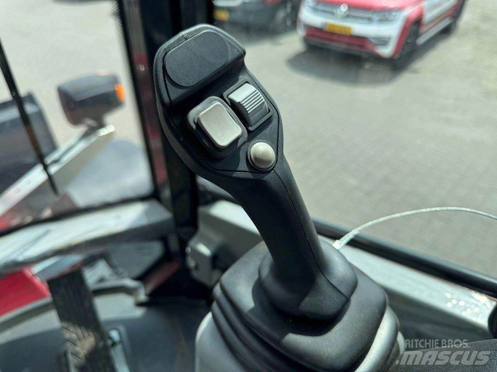 Yanmar V120 Chargeuse sur pneus