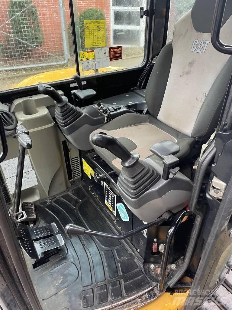 CAT 305D Mini pelle < 7t