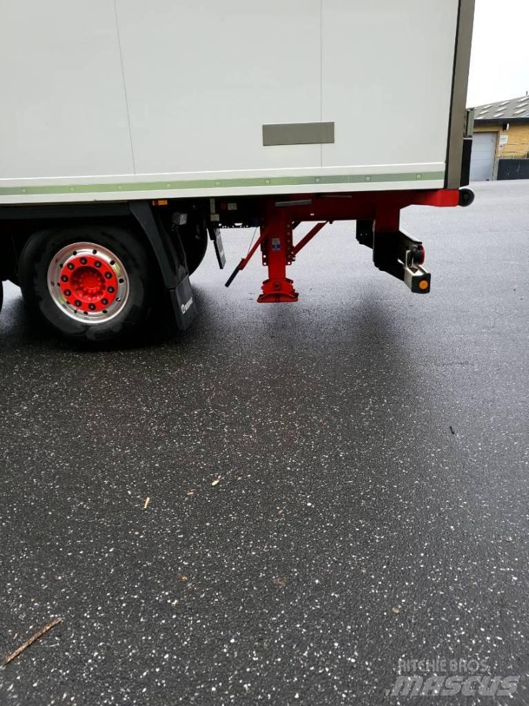 Krone Bokstrailer Semi remorque fourgon