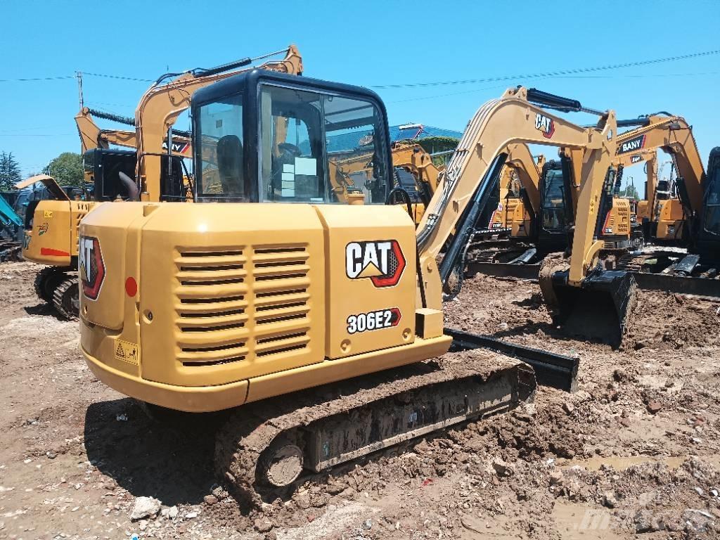 CAT 306 Pelle sur chenilles