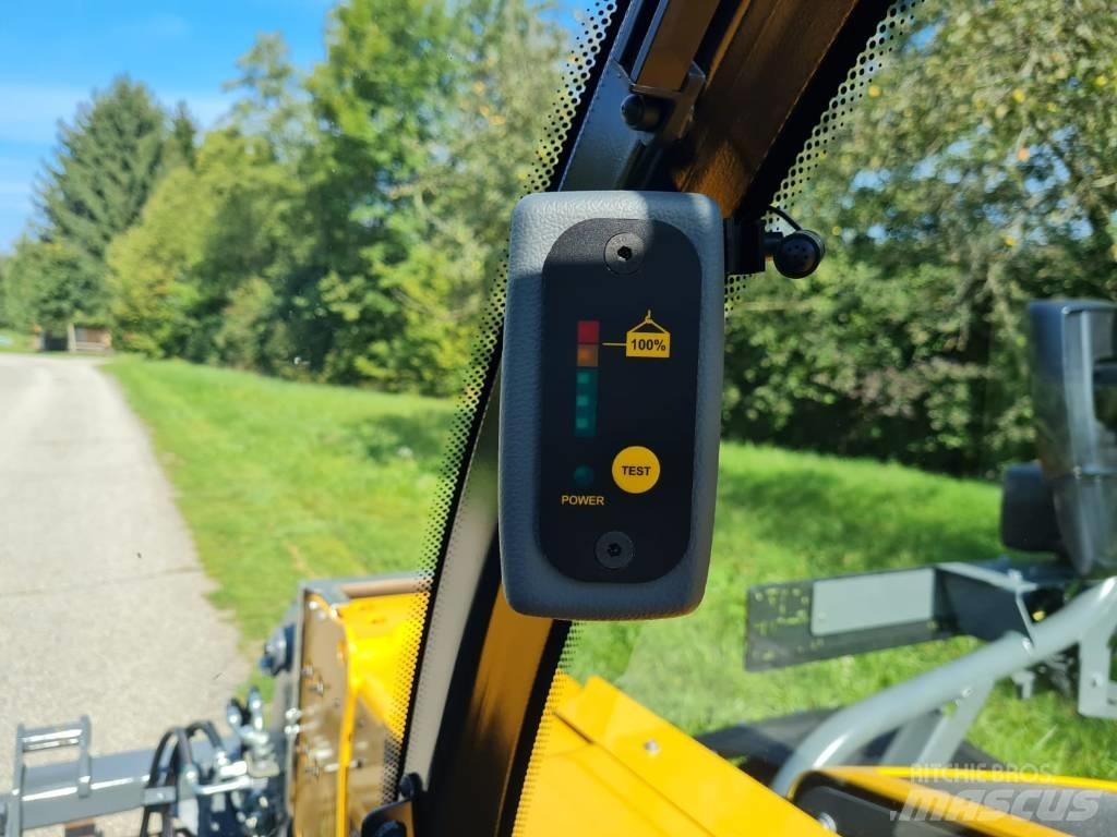 Liebherr T 32-7 Chariot télescopique